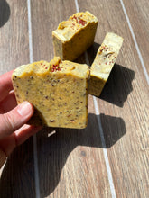 Load image into Gallery viewer, ORANGE CRANBERRY CLOVE *Essential oil soap*