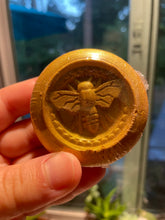 Load image into Gallery viewer, HONEY SHEA