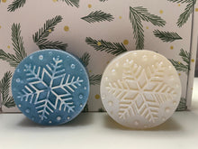 Load image into Gallery viewer, SNOWFLAKE SOAPS

